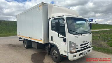 ISUZU NPR75LK