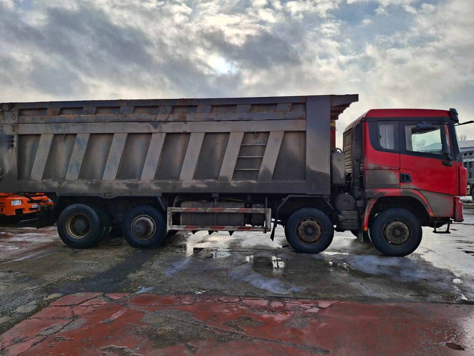 Shacman SX33186V366 Лот 000006814