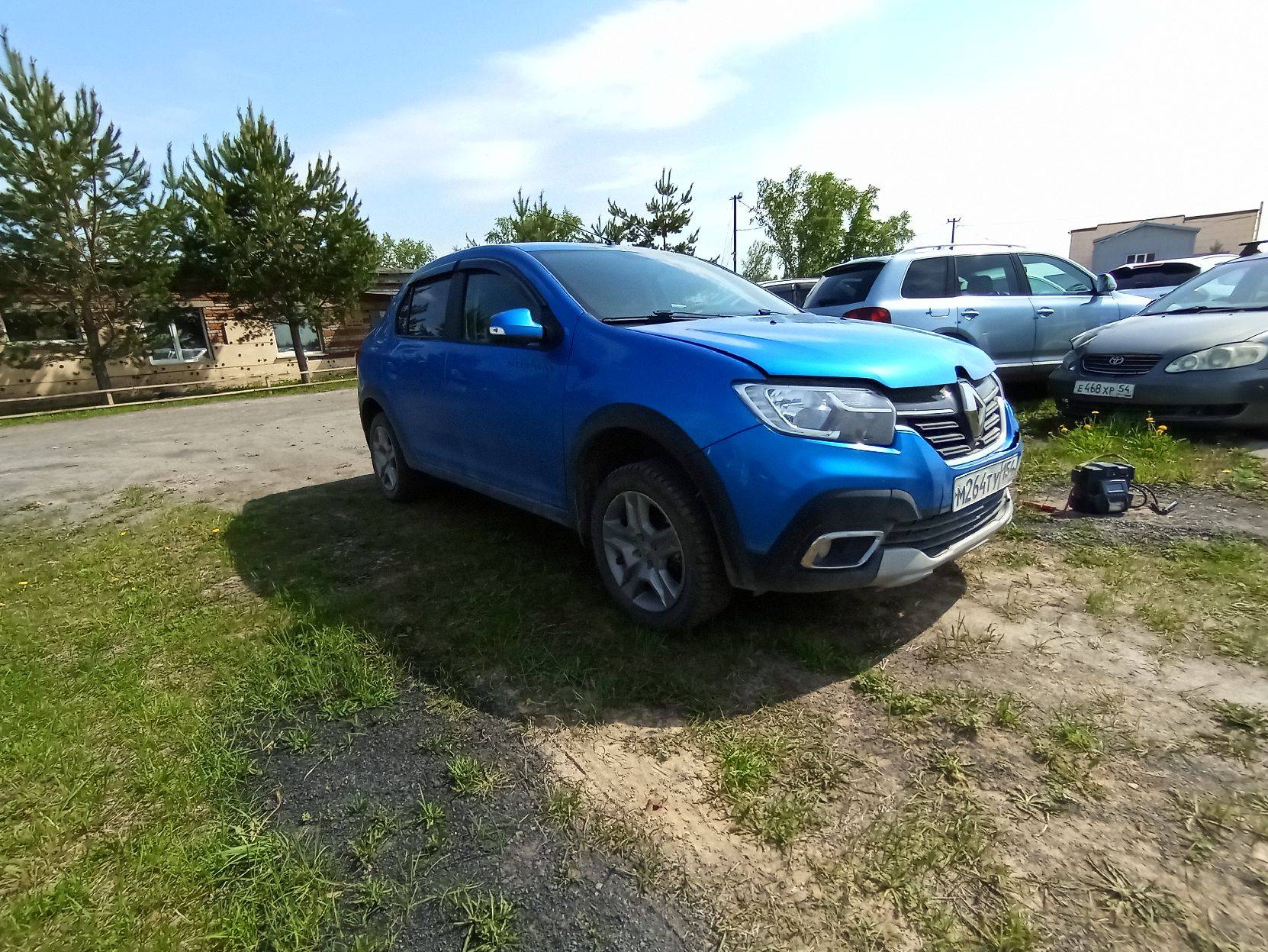 Renault Logan Stepway,  169 993 км, 2021 года