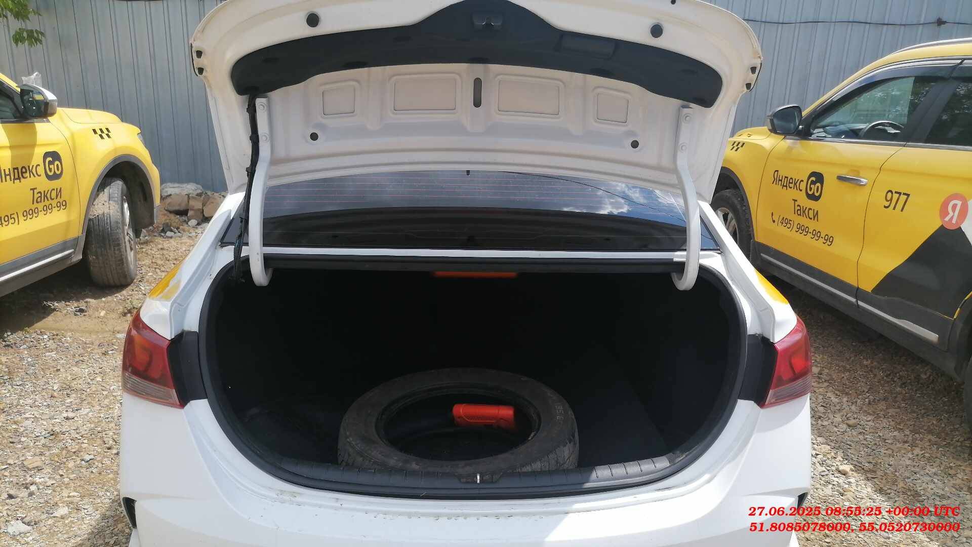Hyundai Solaris,  208 649 км, 2021 года в лизинг