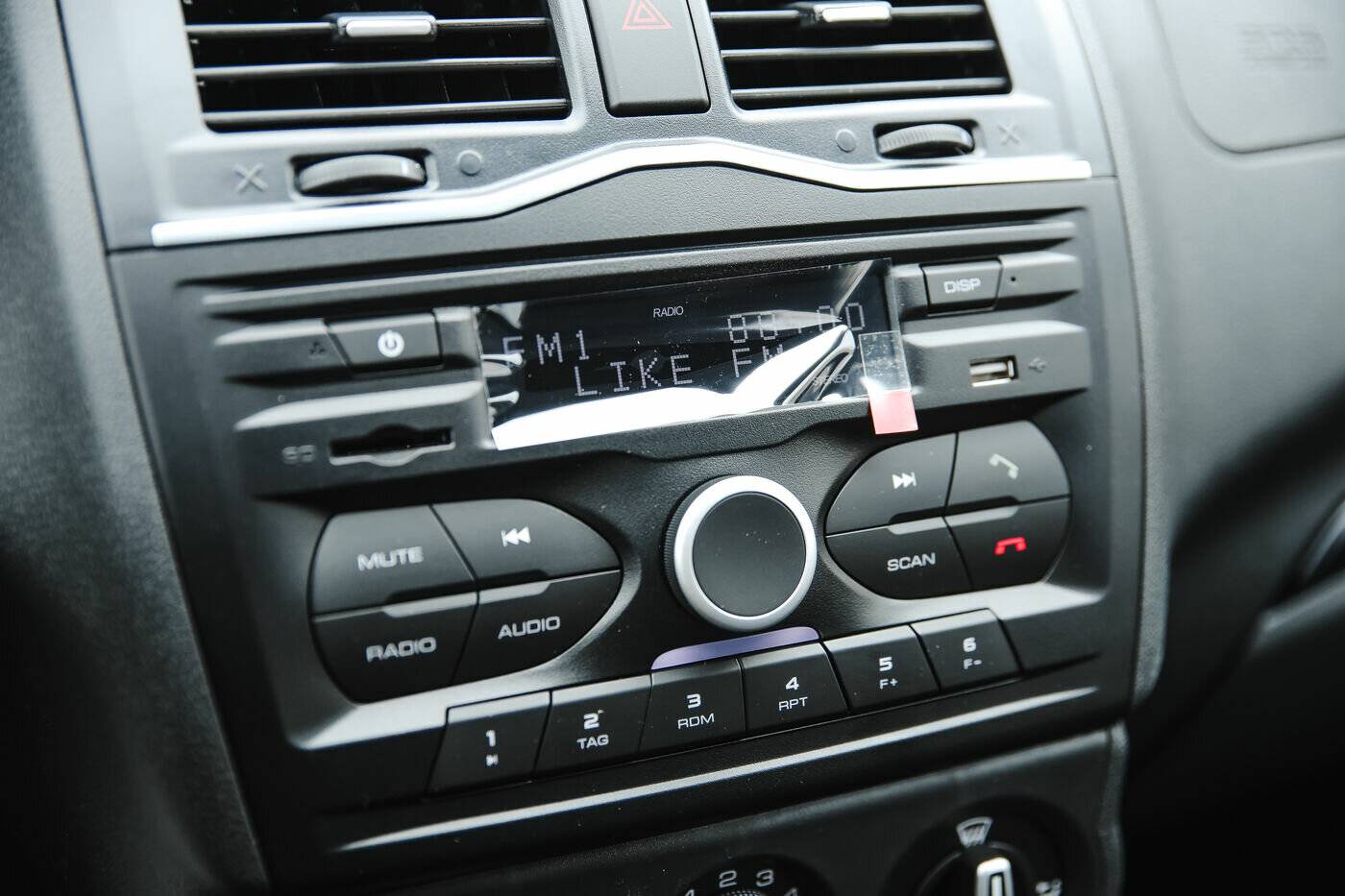 Lada Granta седан Comfort'24 1.6 90hp 5MT