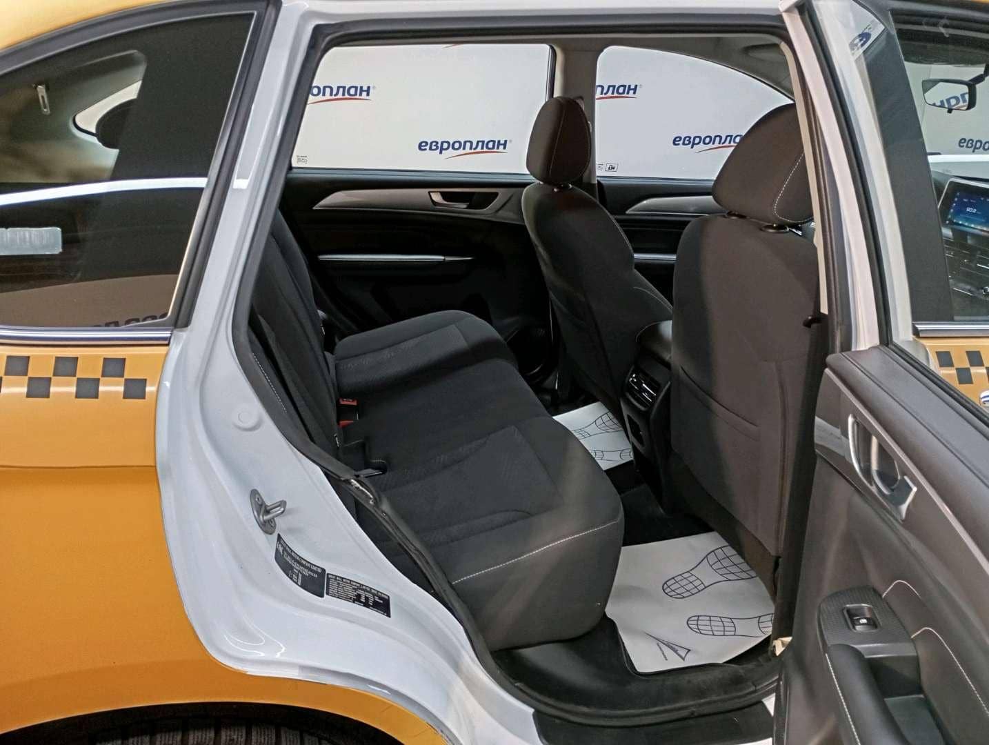 Haval M6,  200 897 км, 2023 года в лизинг