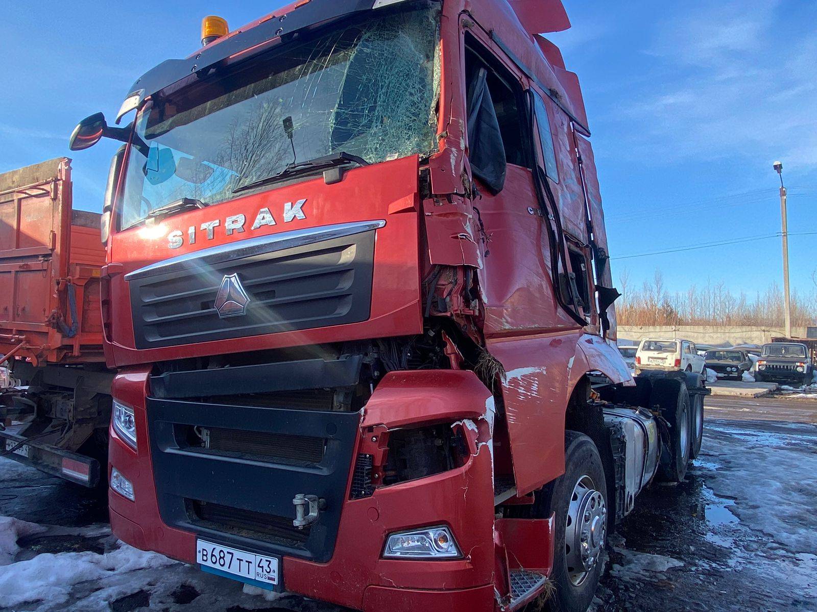 Sitrak С7Н 6×4 ZZ4256V364HE