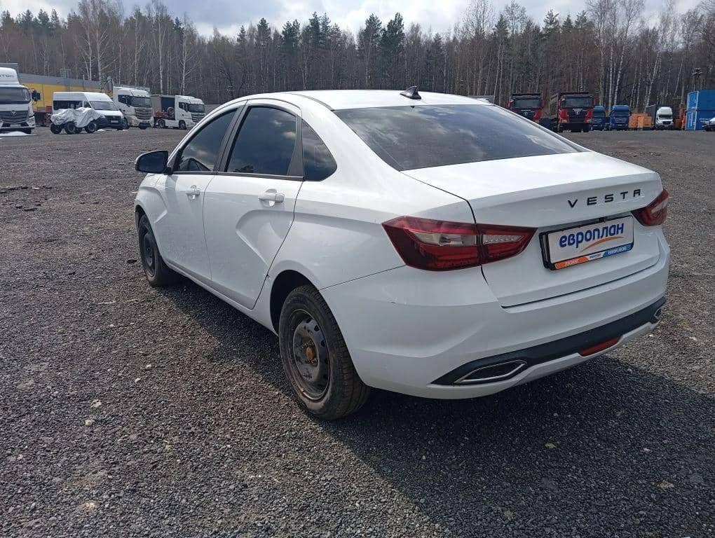 Lada Vesta седан,  112 002 км, 2024 года в лизинг