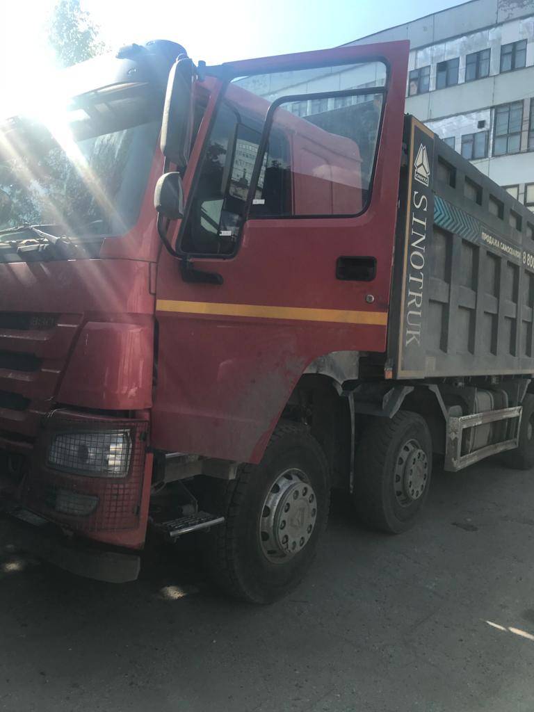 HOWO ZZ3407S3867Е 8х4 Лот 000000326