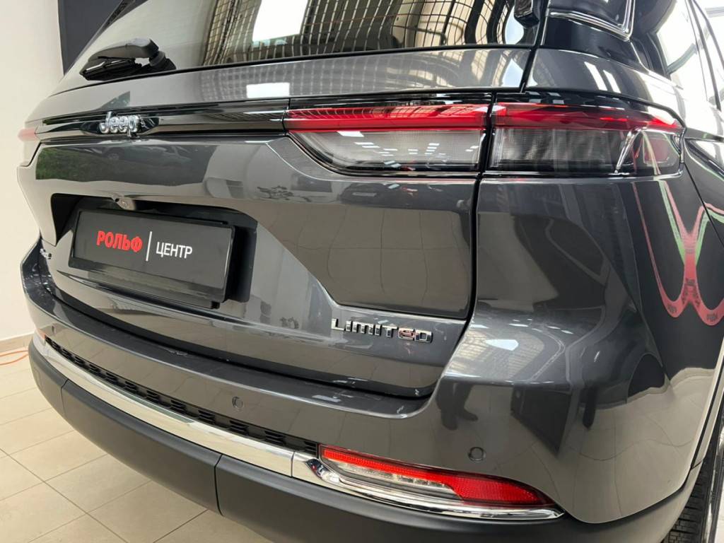 Jeep Grand Cherokee Limited 2.0 AT 4WD
