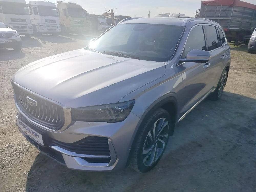 Geely Monjaro,  30 339 км, 2023 года в лизинг
