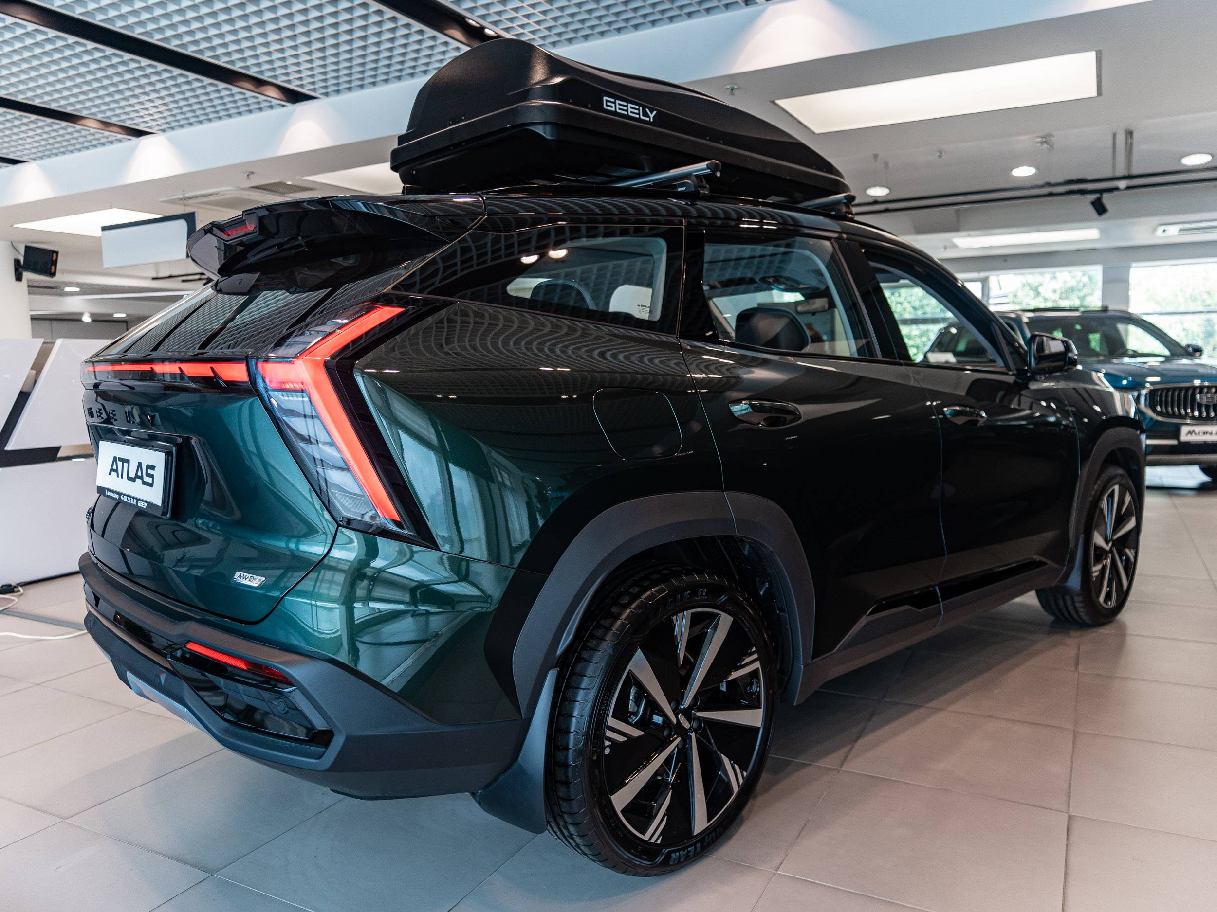 Geely Atlas Flagship 2.0T 8AT 4WD