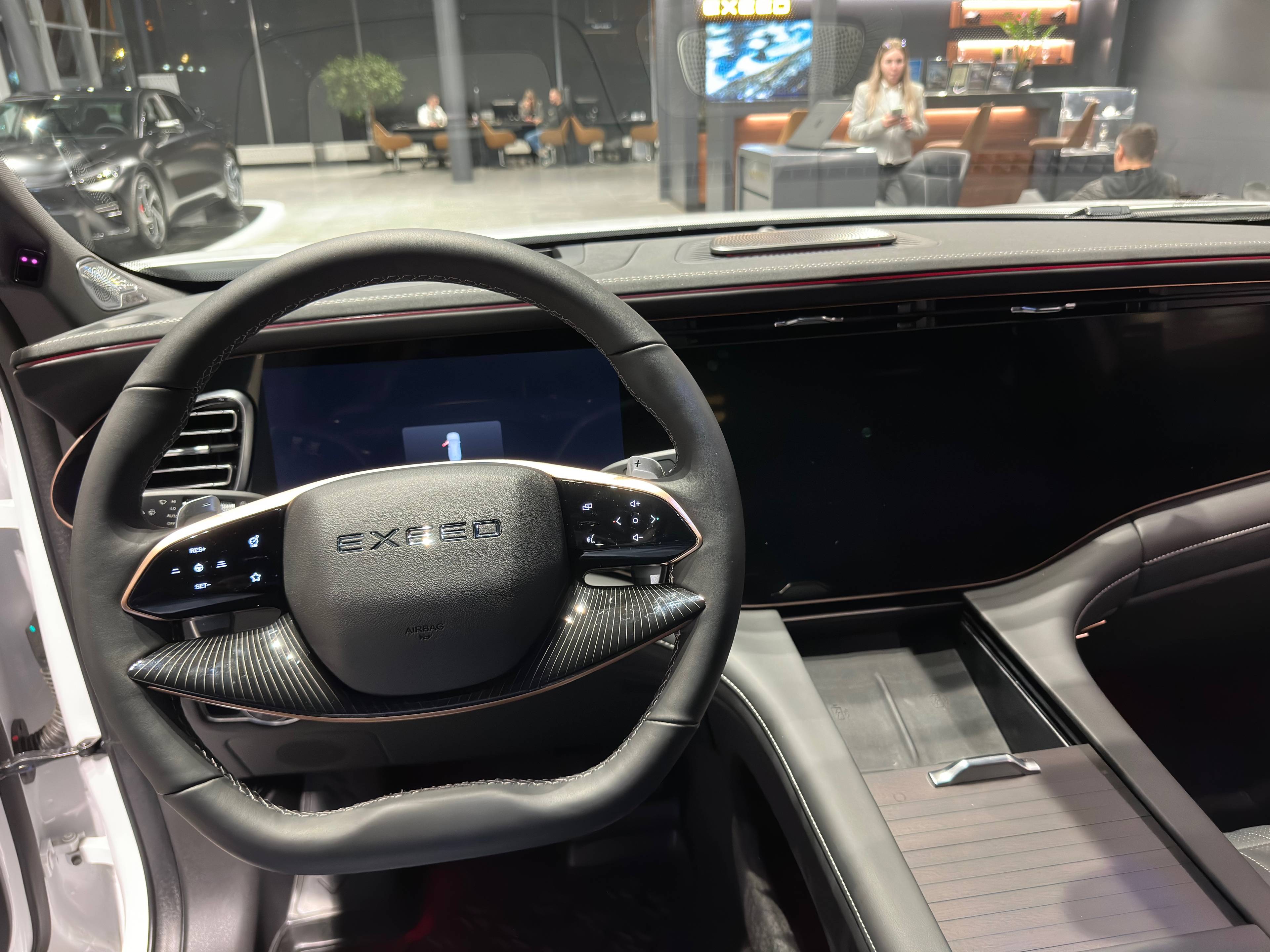 EXEED VX Президент 2.0Т АТ полный привод (President)