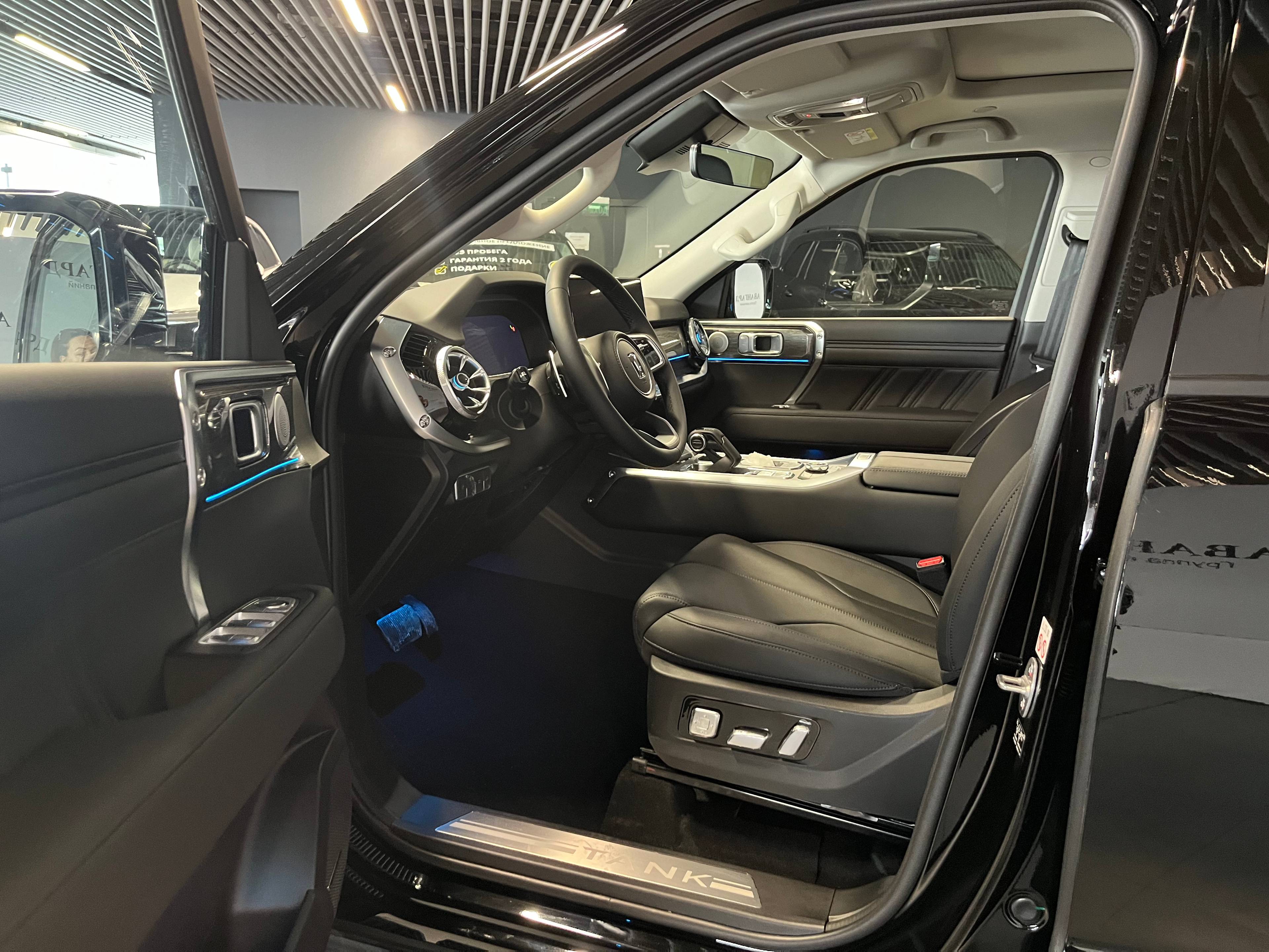 Tank 400 2.0T AT 4WD Premium