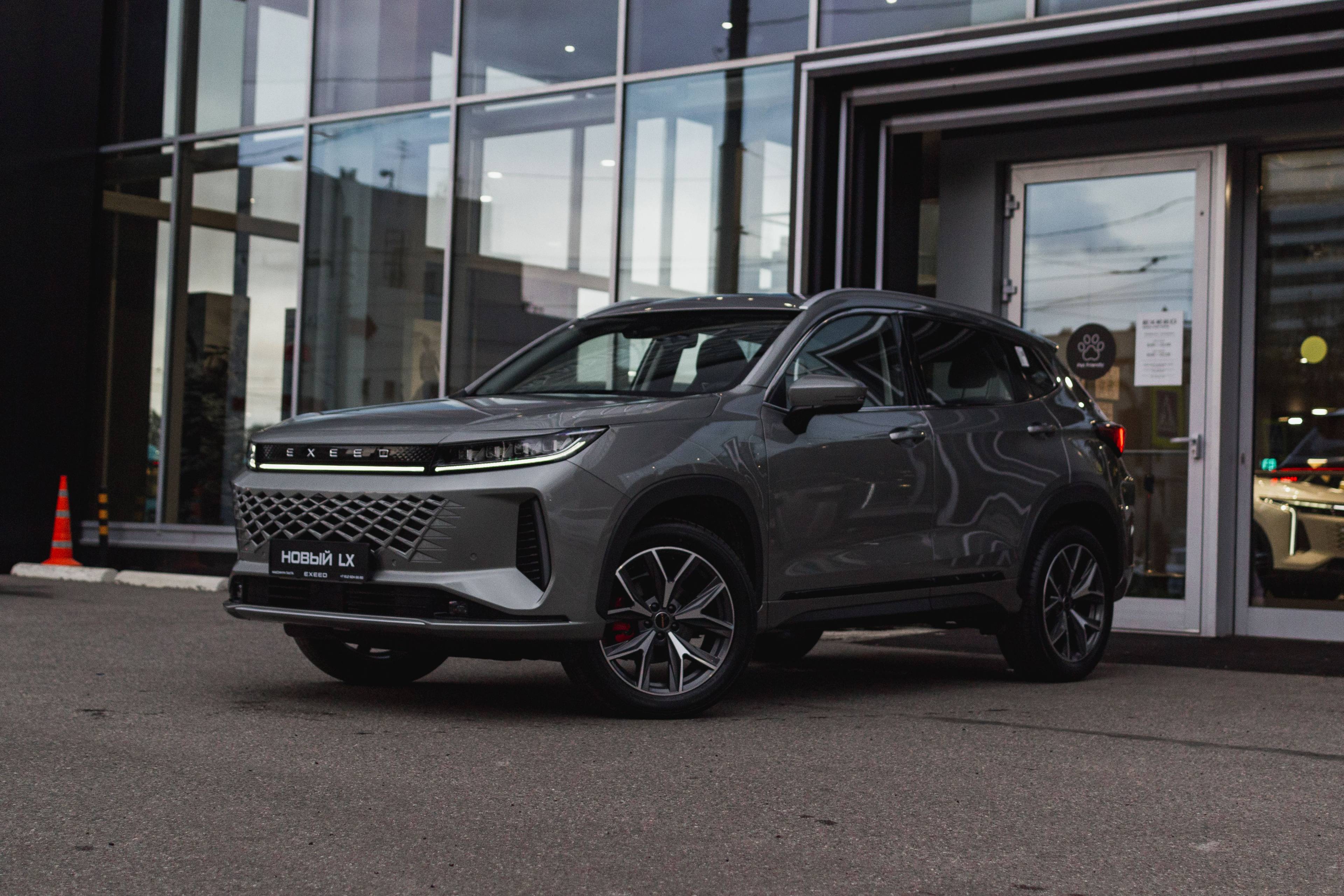 EXEED LX Premium 1.6T 7DCT 4WD