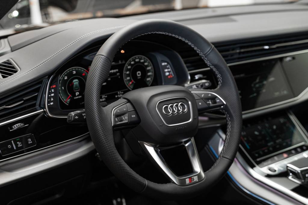 Audi Q8 50 TDI quattro tiptronic