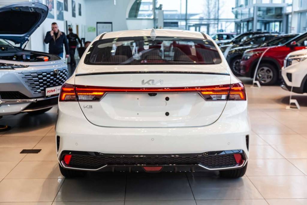 KIA K3 Deluxe Edition 1.5 CVT  