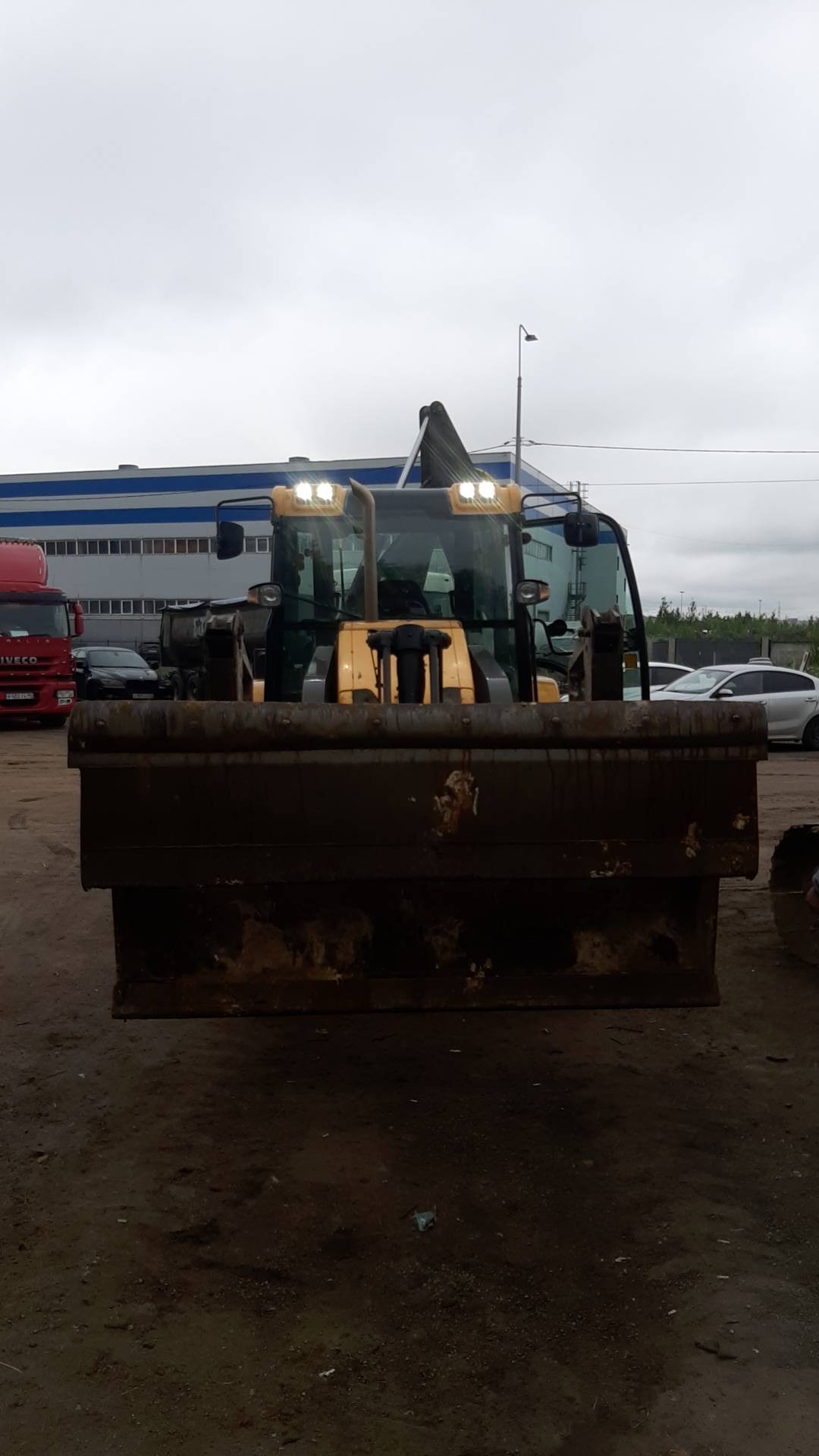 Mecalac TLB870,  4 464 км, 2021 года в лизинг