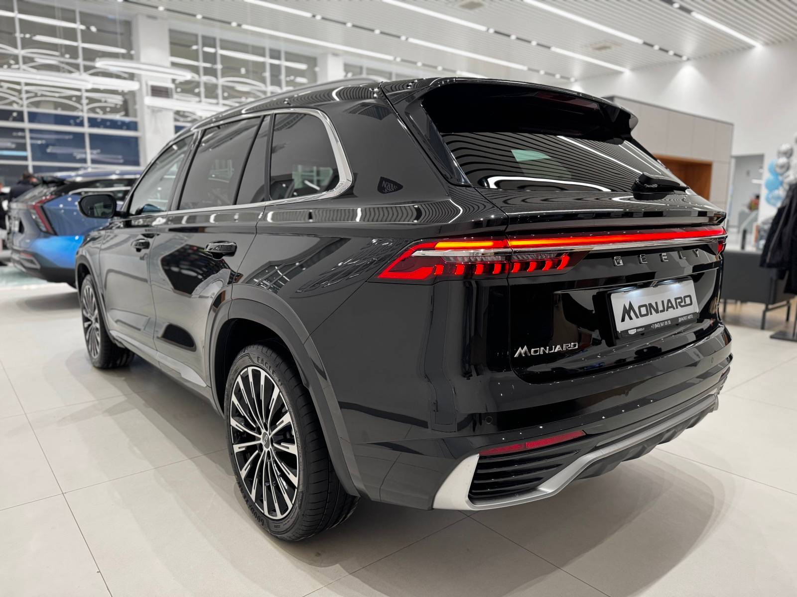 Geely Monjaro Флагшип 2.0Т 238 л.с. АТ полный привод (Flagship)