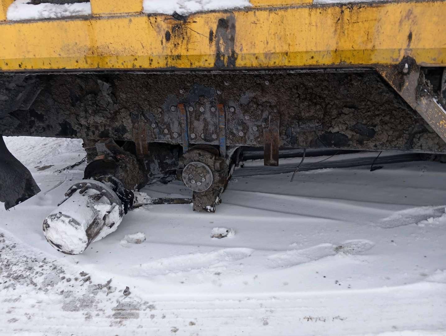 FAW CA3311P66K24T4E5 8х4,  1 км, 2021 года в лизинг