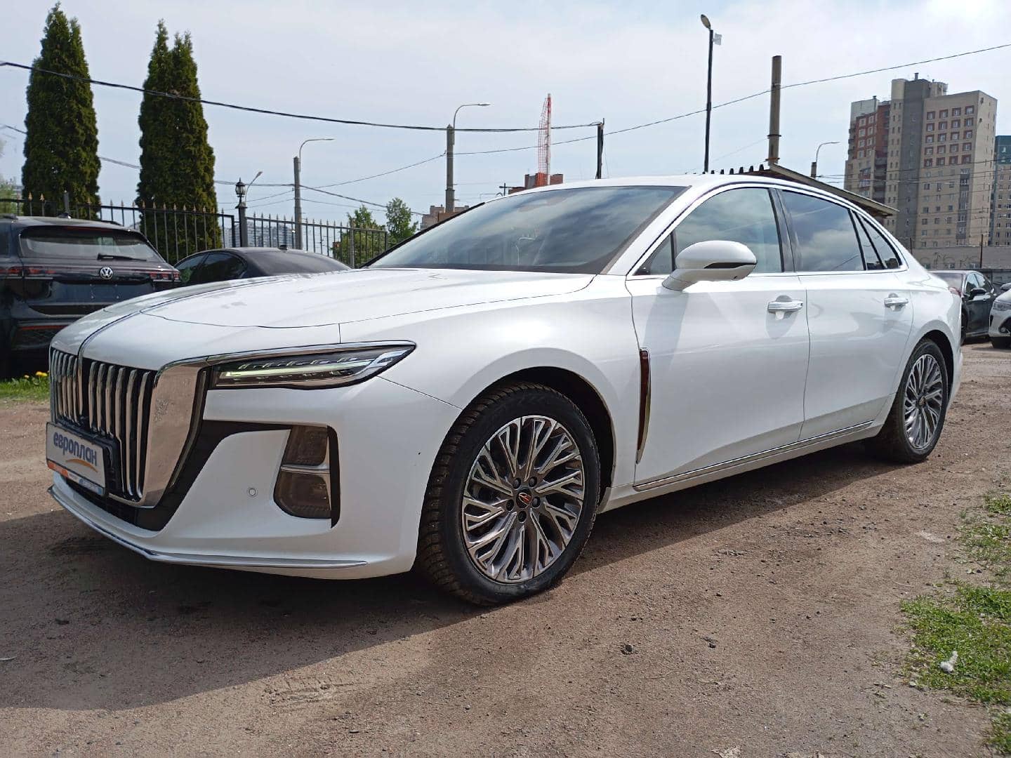 Hongqi H5