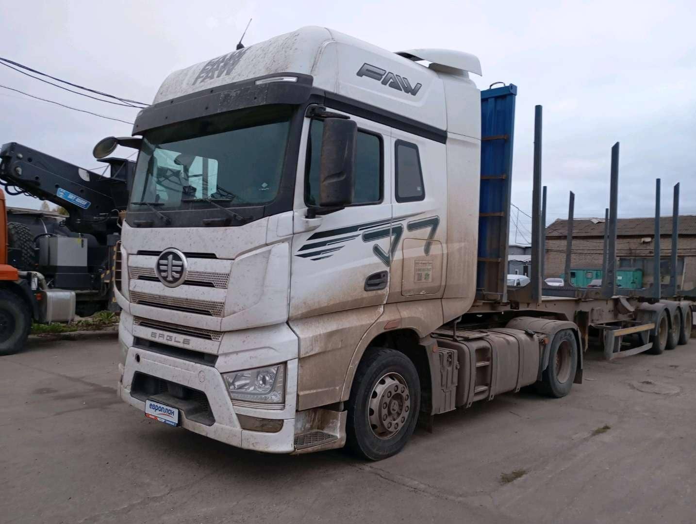 FAW CA4180P77K25E5 4x2,  288 883 км, 2024 года в лизинг