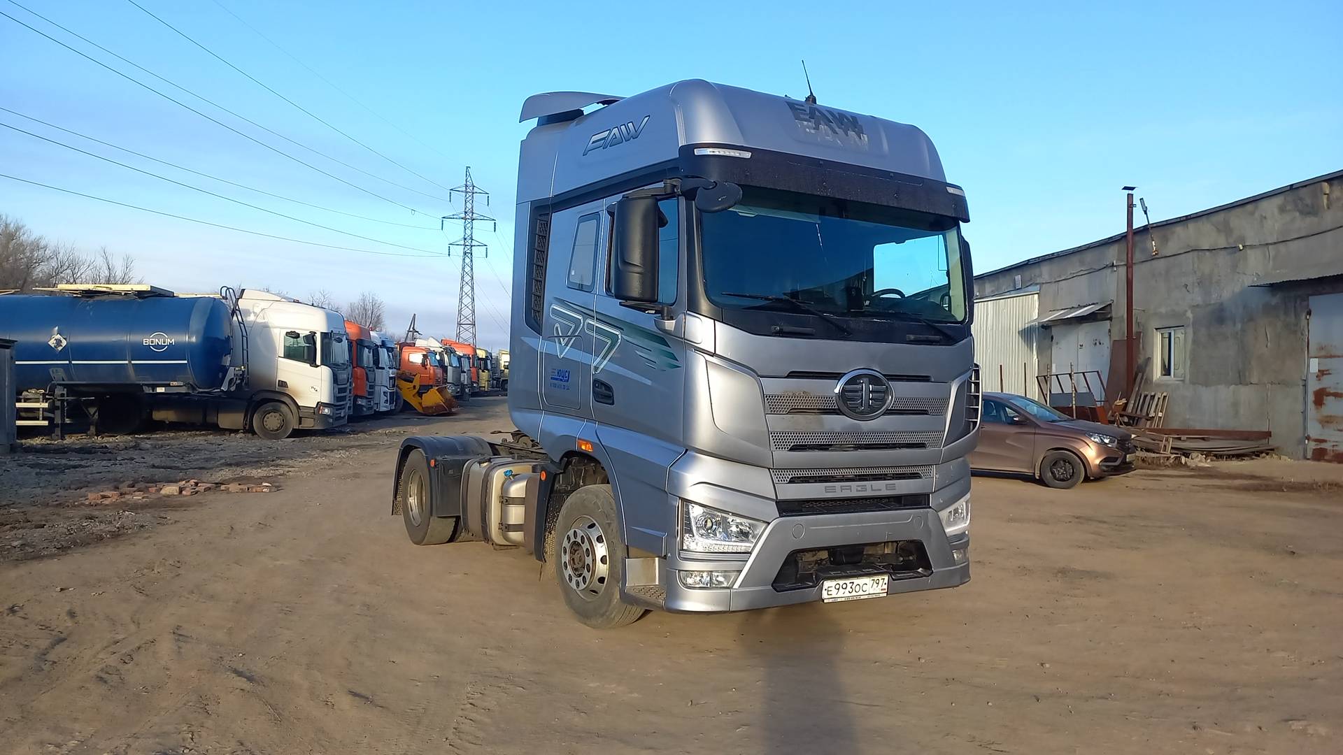 FAW CA4180P77K25E5 4x2,  385 534 км, 2023 года в лизинг