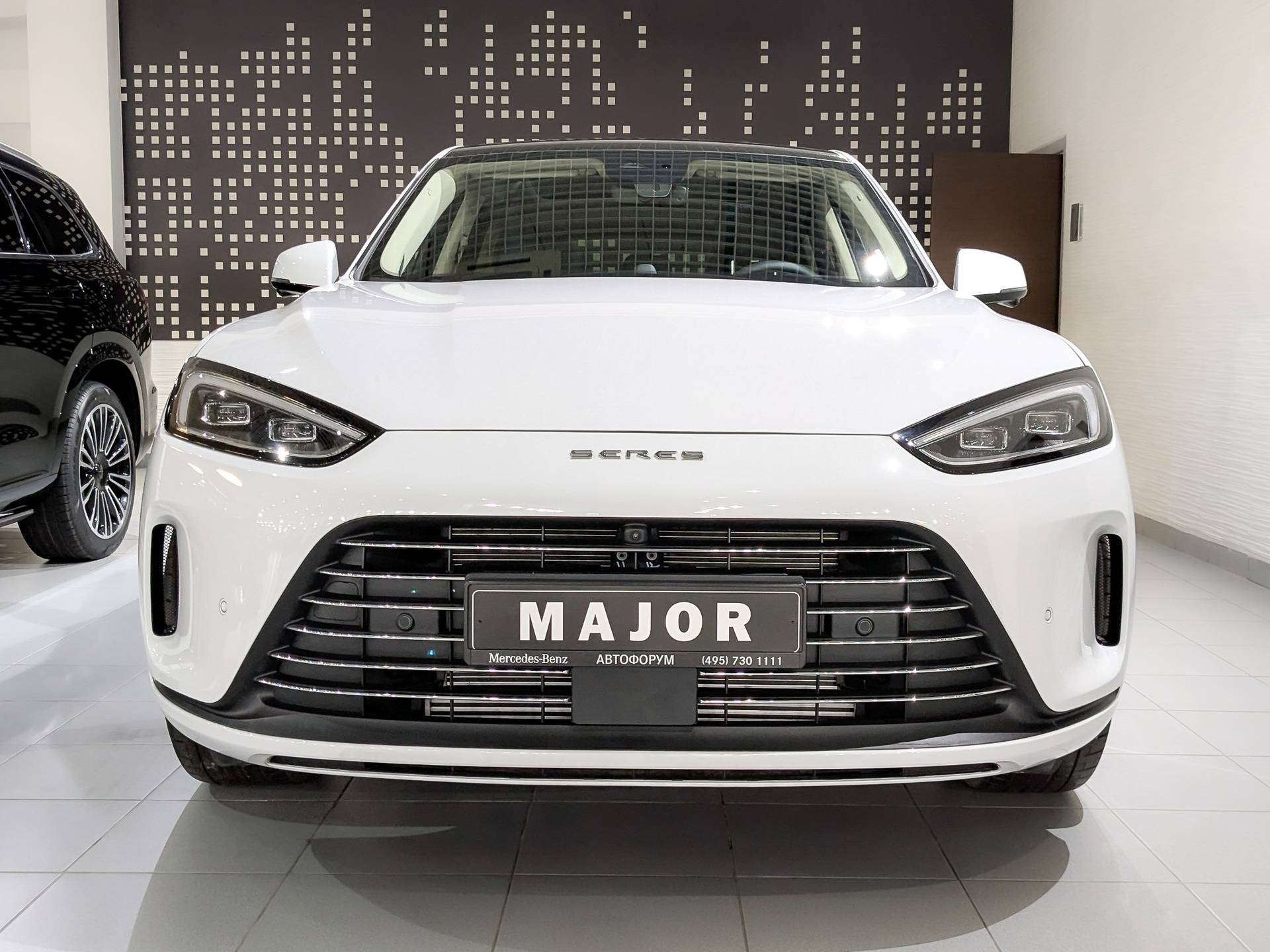 Seres M5 Premium 1.5hyb AT 4WD