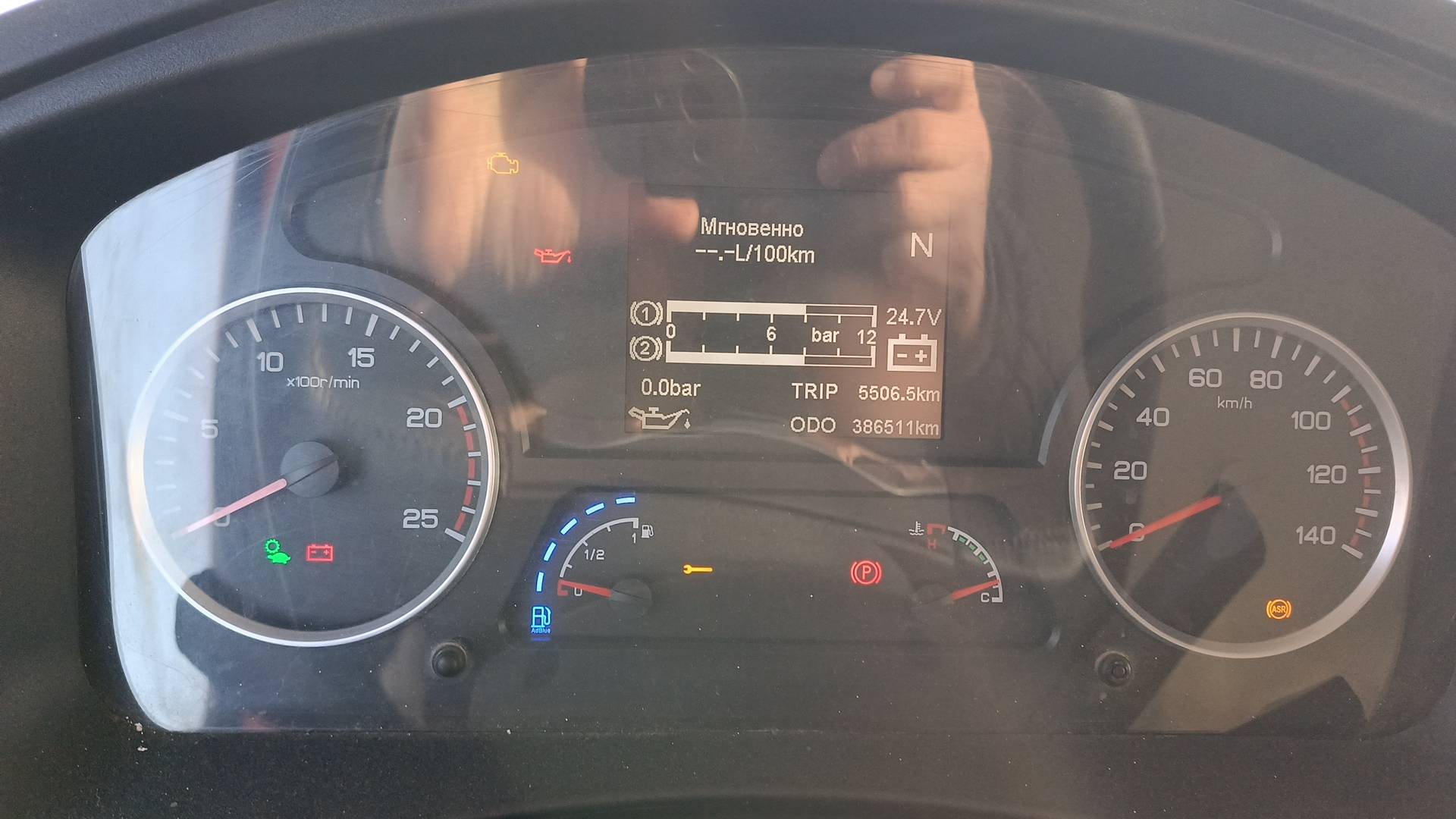 Shacman SX42584V324,  386 511 км, 2022 года в лизинг