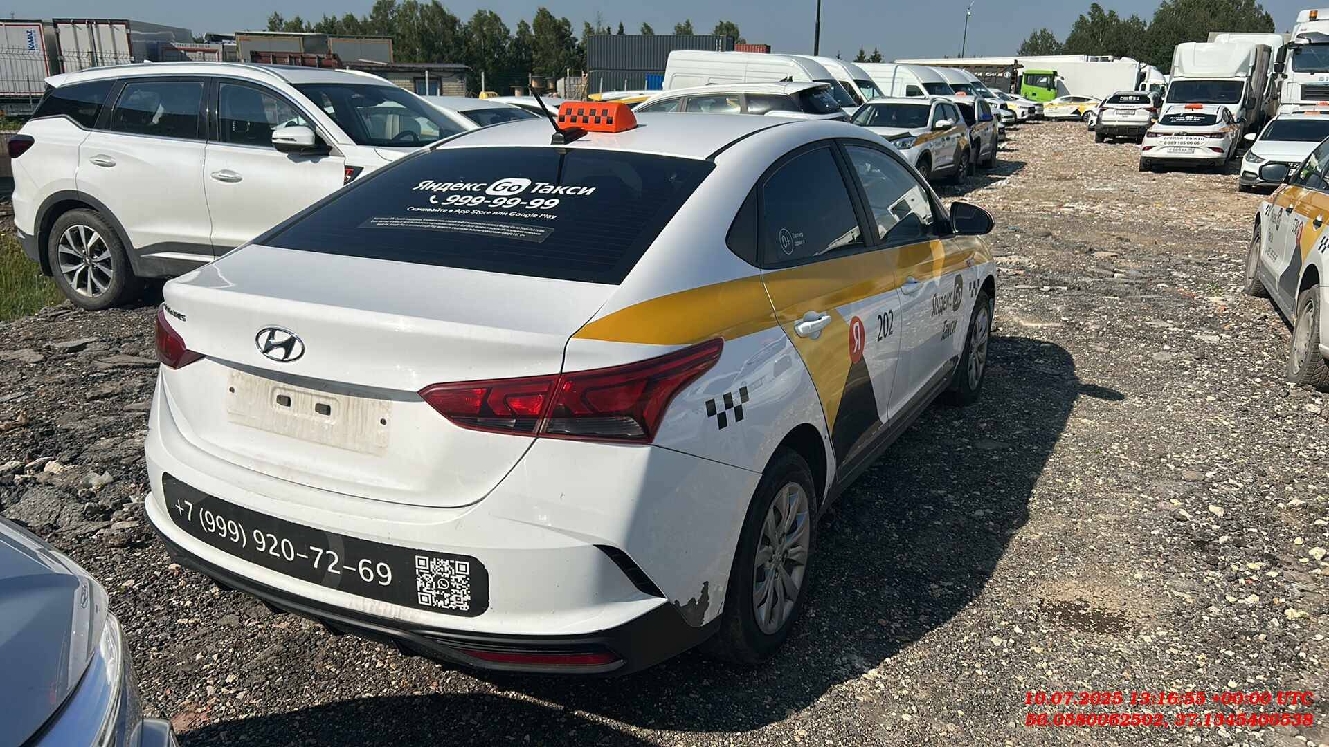 Hyundai Solaris,  304 178 км, 2021 года