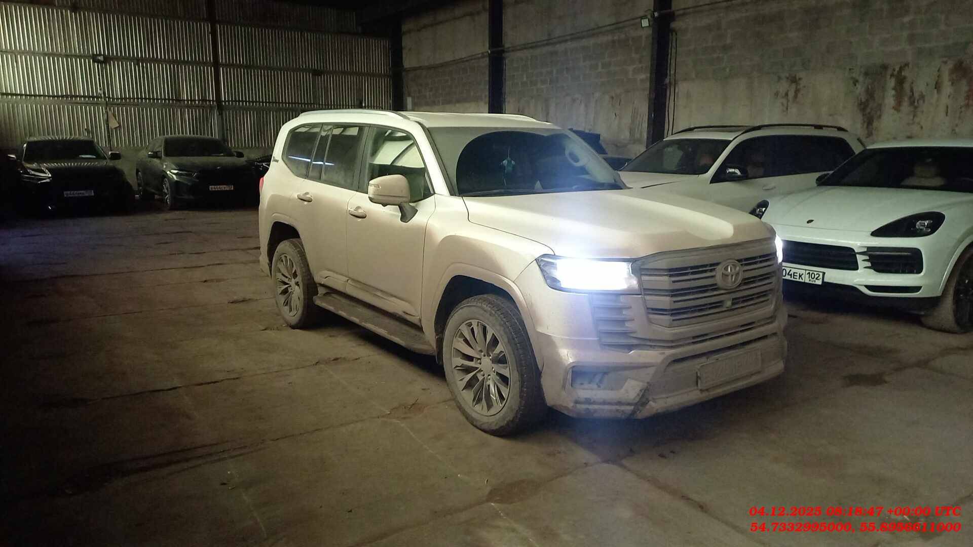 Toyota Land Cruiser 300,  71 893 км, 2022 года в лизинг
