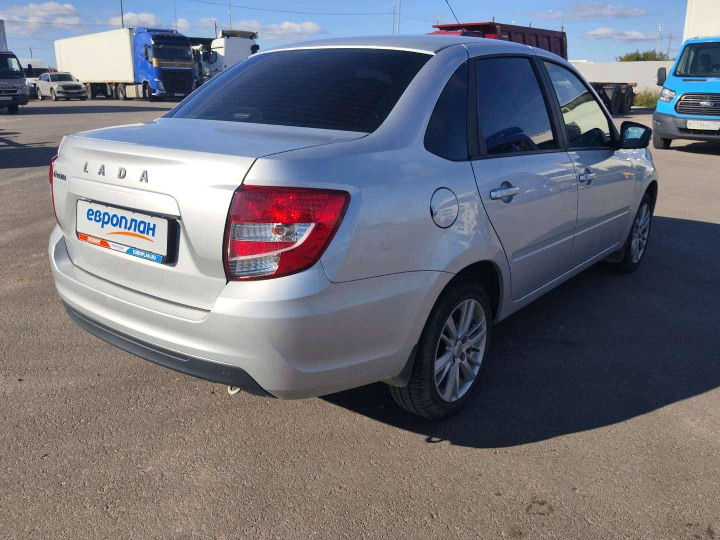 Lada Granta седан,  24 000 км, 2024 года в лизинг