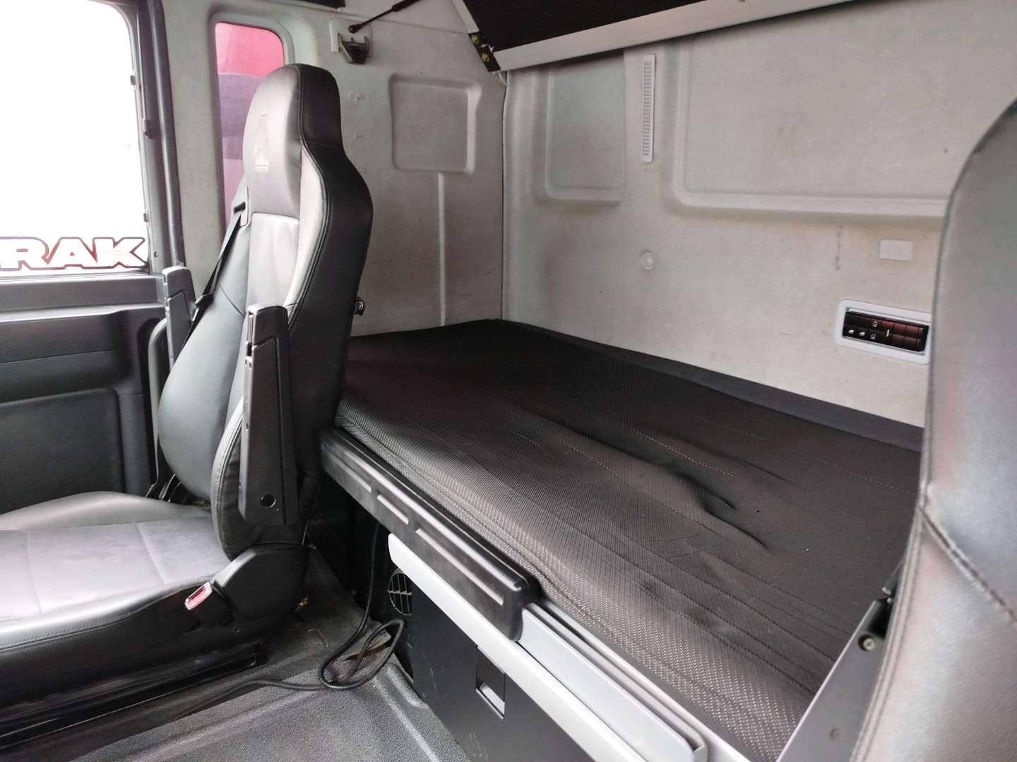 Sitrak C7H MAX ZZ4186V391HE,  604 926 км, 2023 года в лизинг