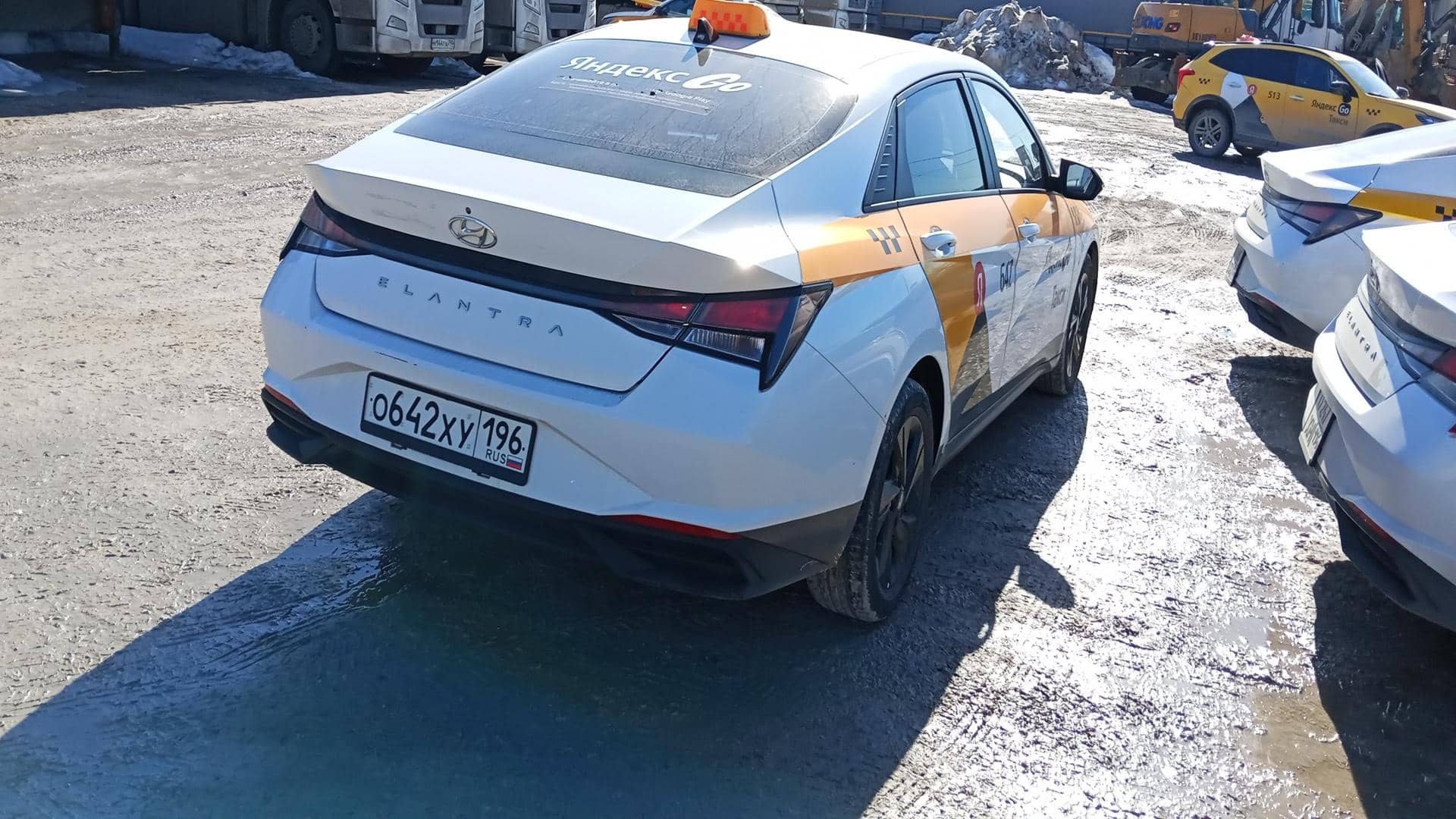 Hyundai Elantra,  121 561 км, 2023 года в лизинг