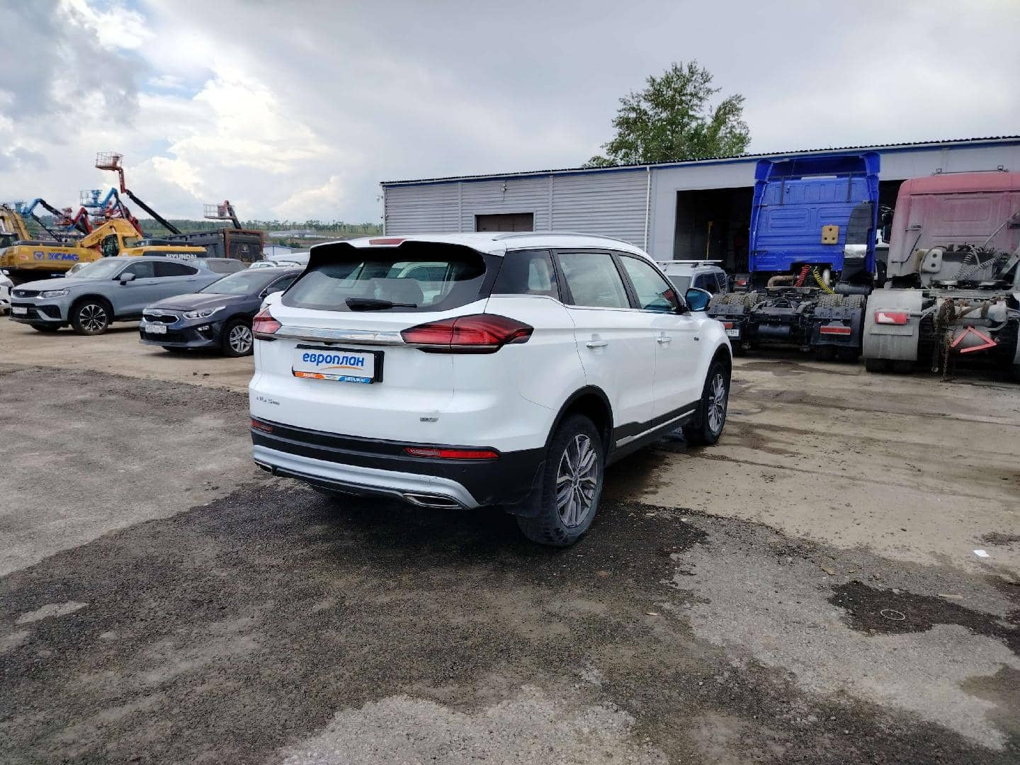 Geely Atlas Pro,  140 987 км, 2022 года в лизинг