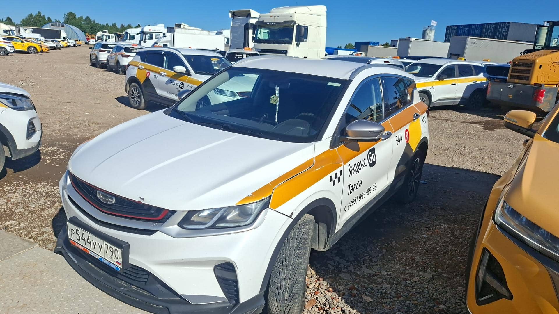 Geely Coolray,  266 159 км, 2023 года в лизинг
