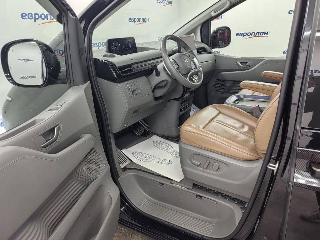 Hyundai Staria,  64 195 км, 2021 года в лизинг