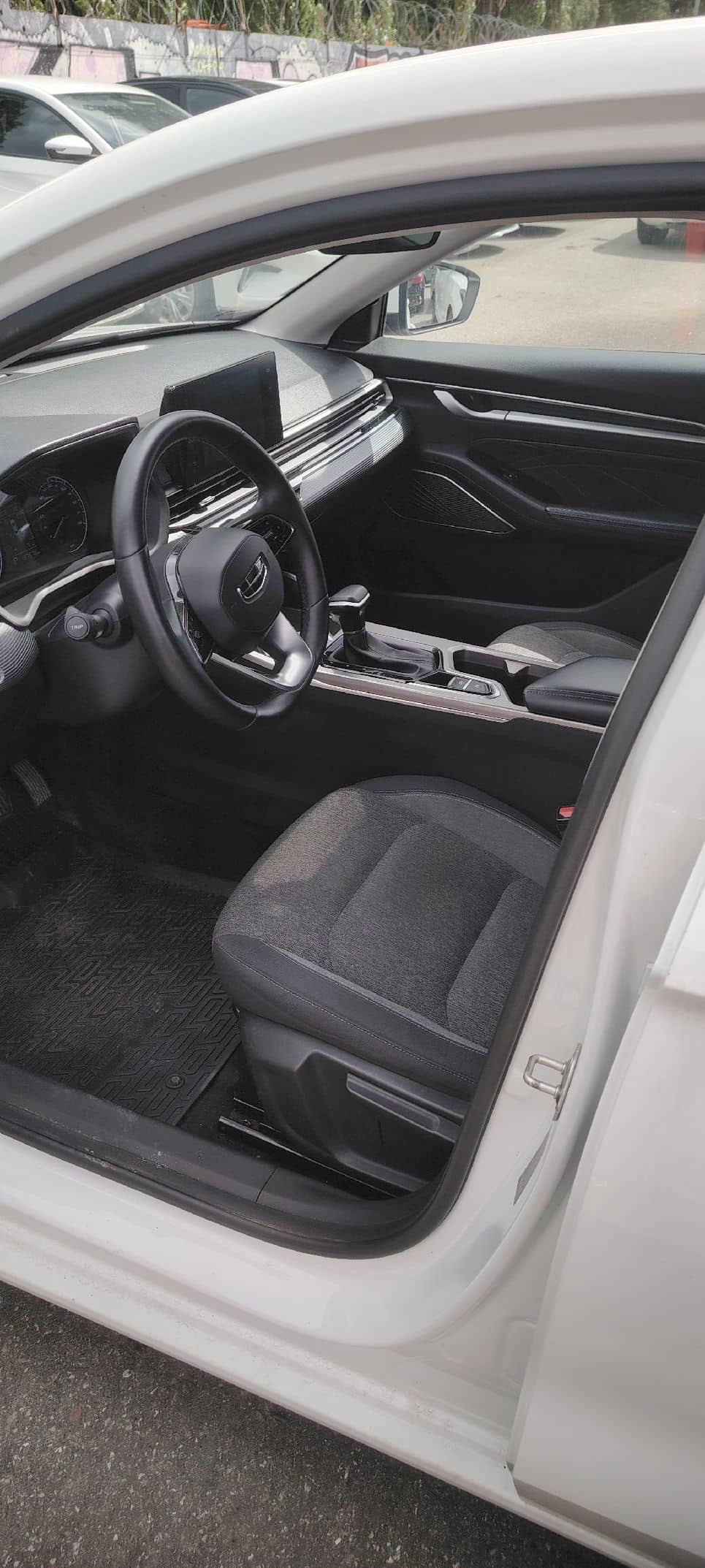 Geely Emgrand,  137 578 км, 2023 года в лизинг