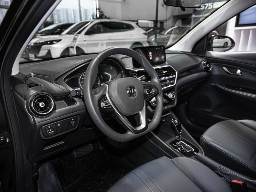 Changan Alsvin LX 1.5 5DCT