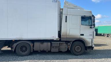 DAF XF105.460 FT 4x2 (Space Cab)