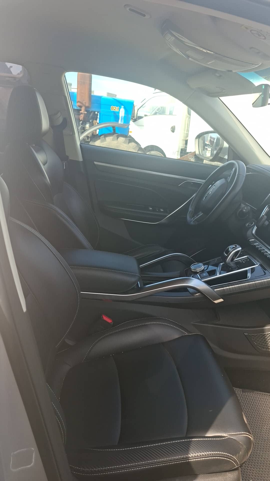 Geely Atlas Pro,  251 652 км, 2023 года в лизинг