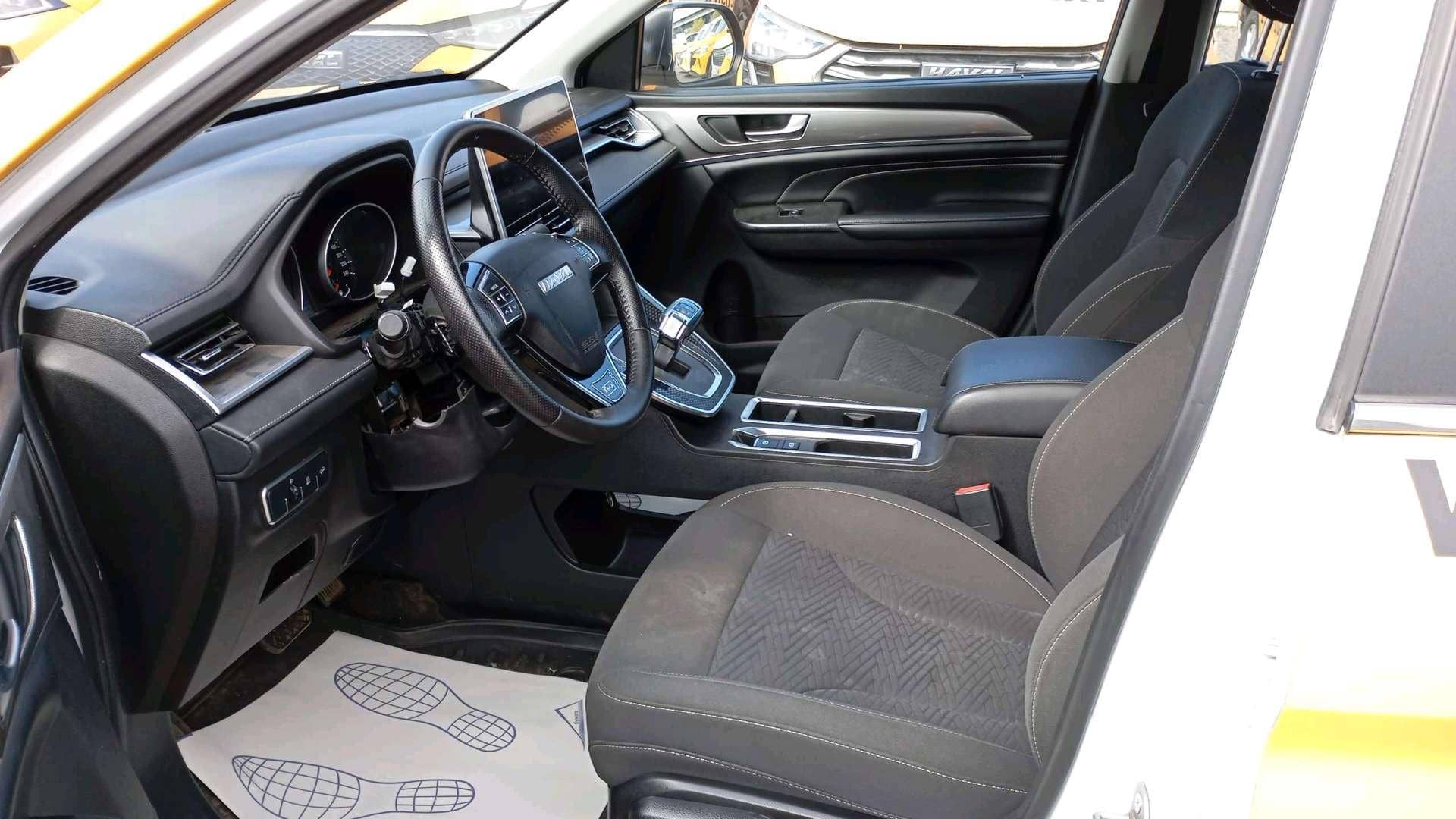 Haval M6,  123 902 км, 2023 года в лизинг