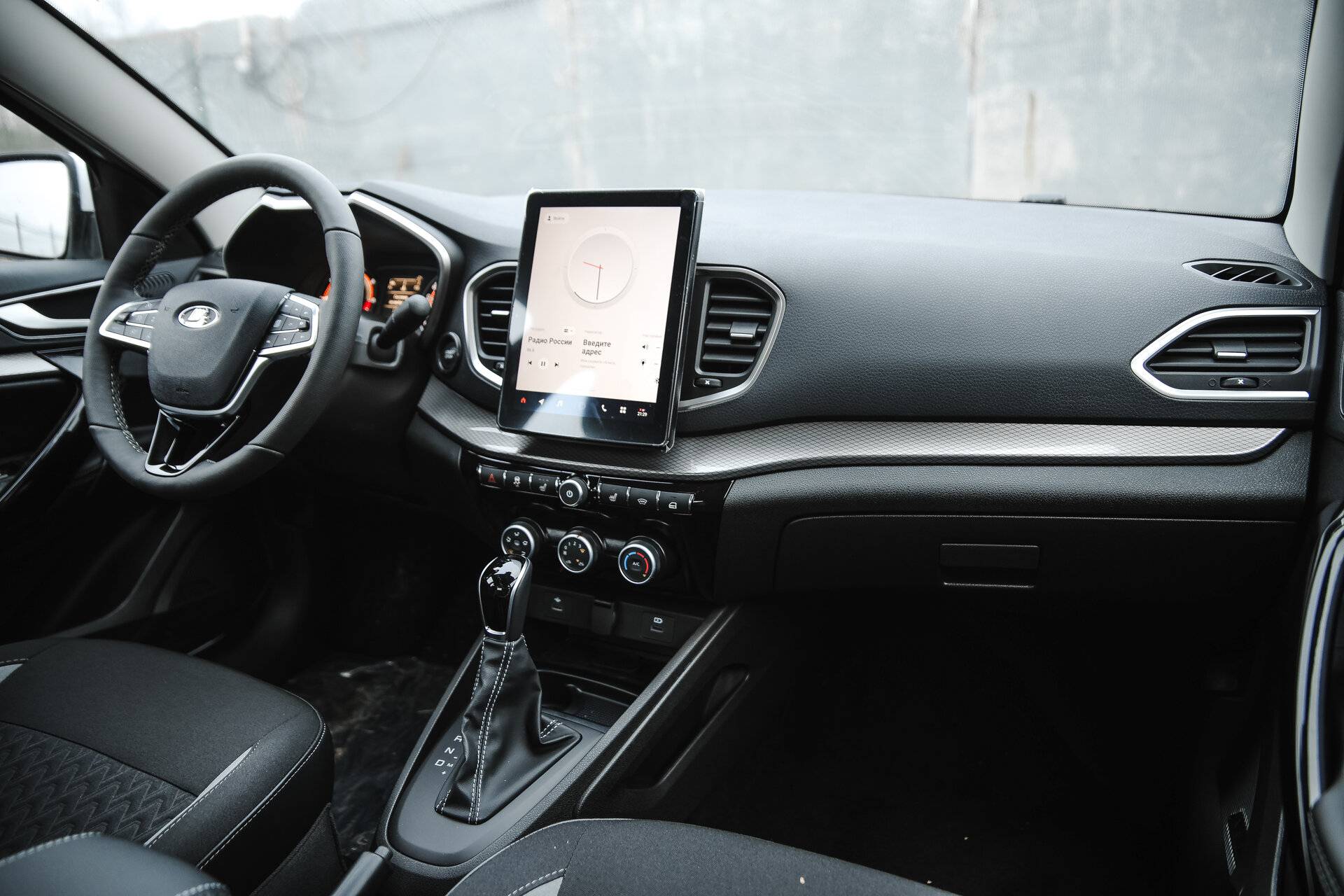 Lada Vesta седан Enjoy 24 1.8 122hp AT