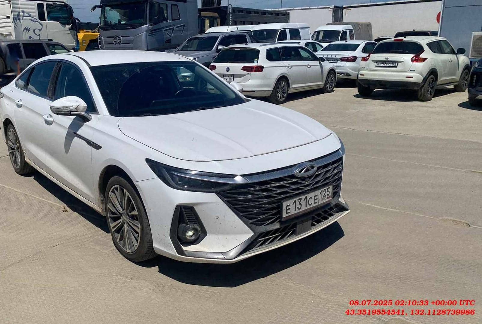Chery Arrizo 8