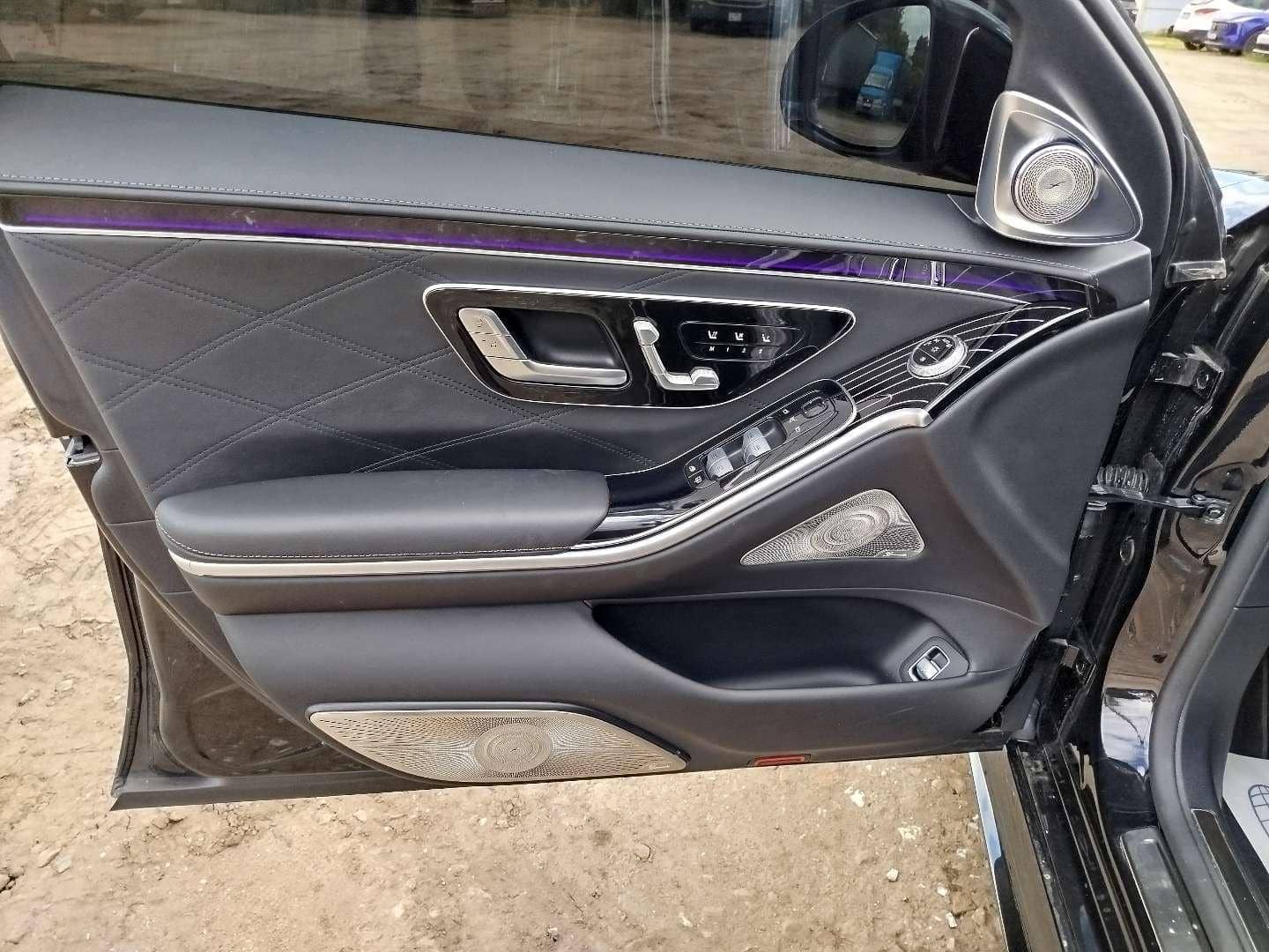 Mercedes-Benz S седан,  27 672 км, 2023 года в лизинг