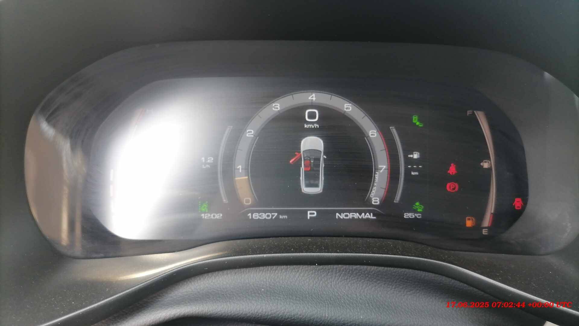 Haval Jolion,  16 307 км, 2023 года в лизинг