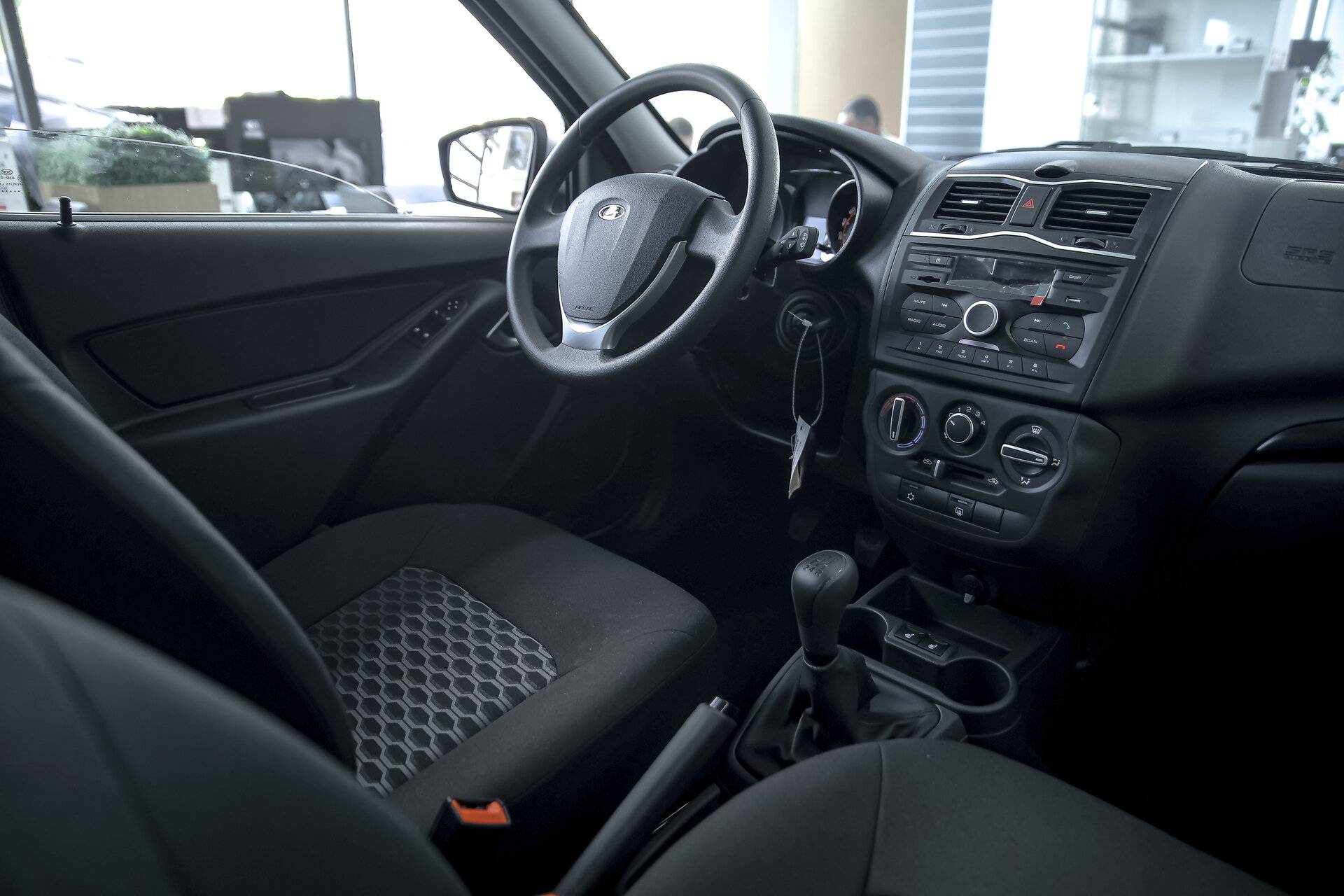 Lada Granta седан Comfort 24 1.6 106hp 5MT