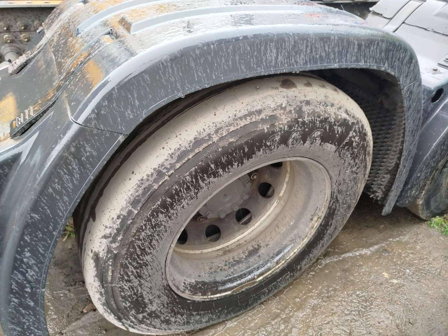 Sitrak С7Н 6×4 ZZ4256V364HE,  658 036 км, 2023 года в лизинг