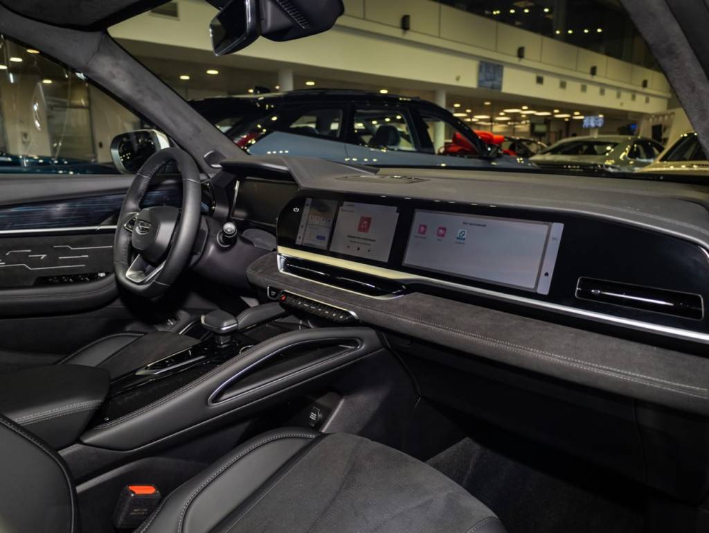 Geely Monjaro Флагман 2.0Т 238 л.с. АТ полный привод