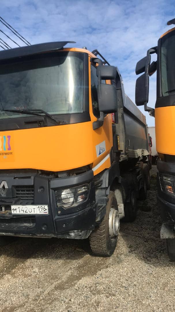 Renault K 430 8X4 (Day cab),  500 000 км, 2020 года в лизинг