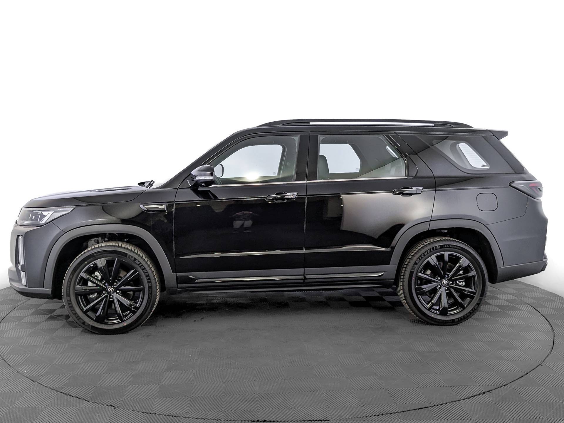 Changan CS95 Black edition 2.0T 8AT