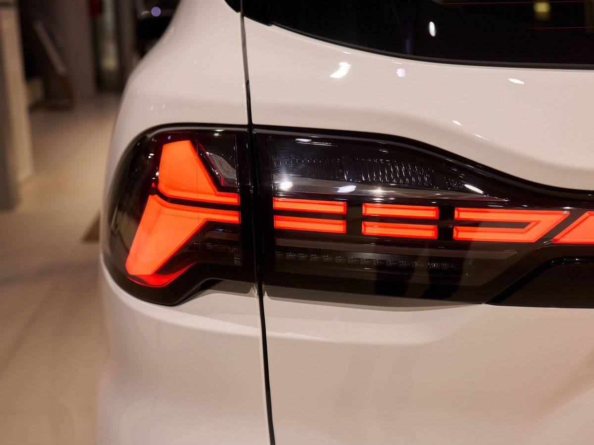 Geely Okavango Flagship 2.0T 7DCT 2WD