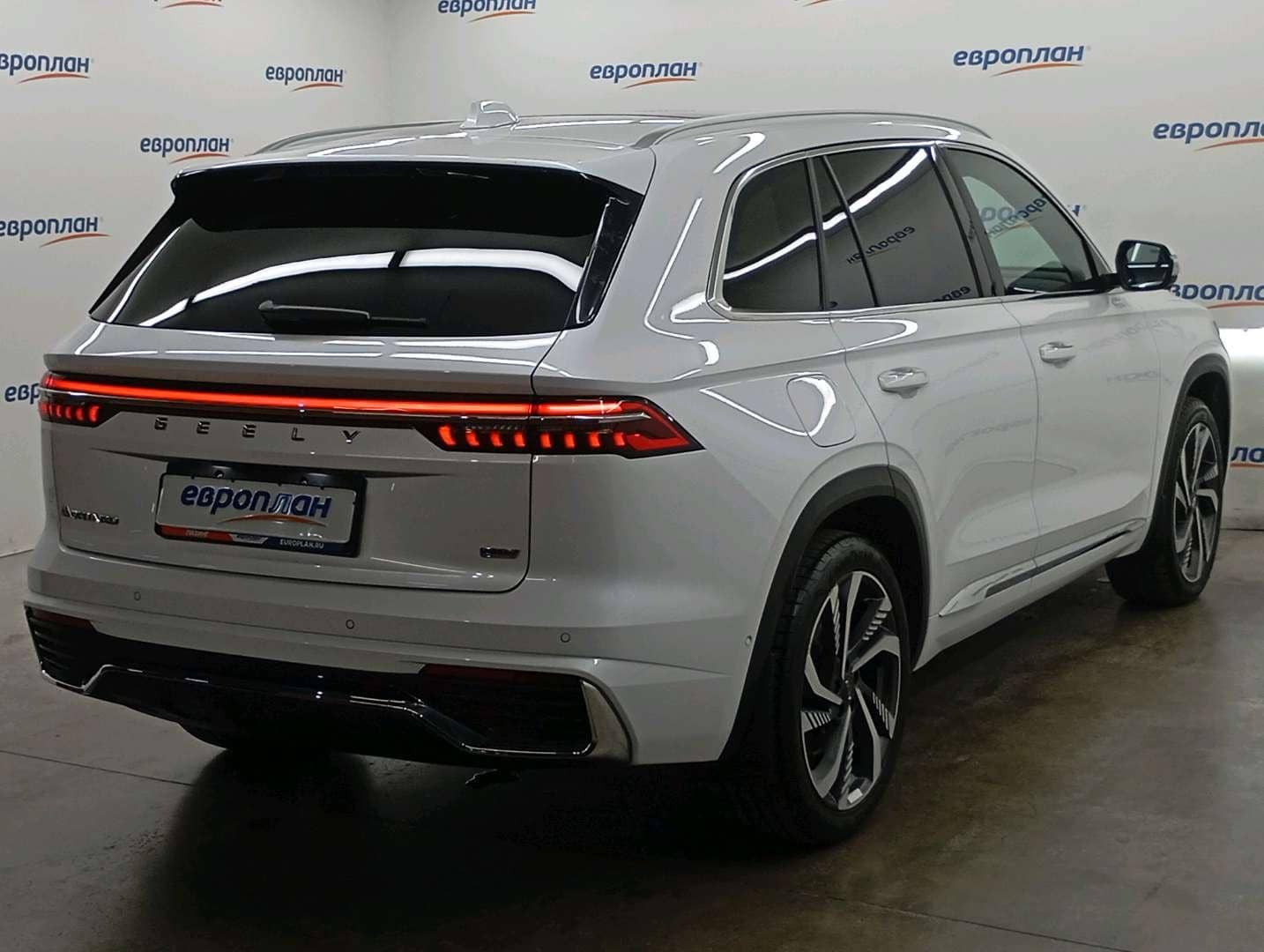 Geely Monjaro,  42 536 км, 2023 года в лизинг