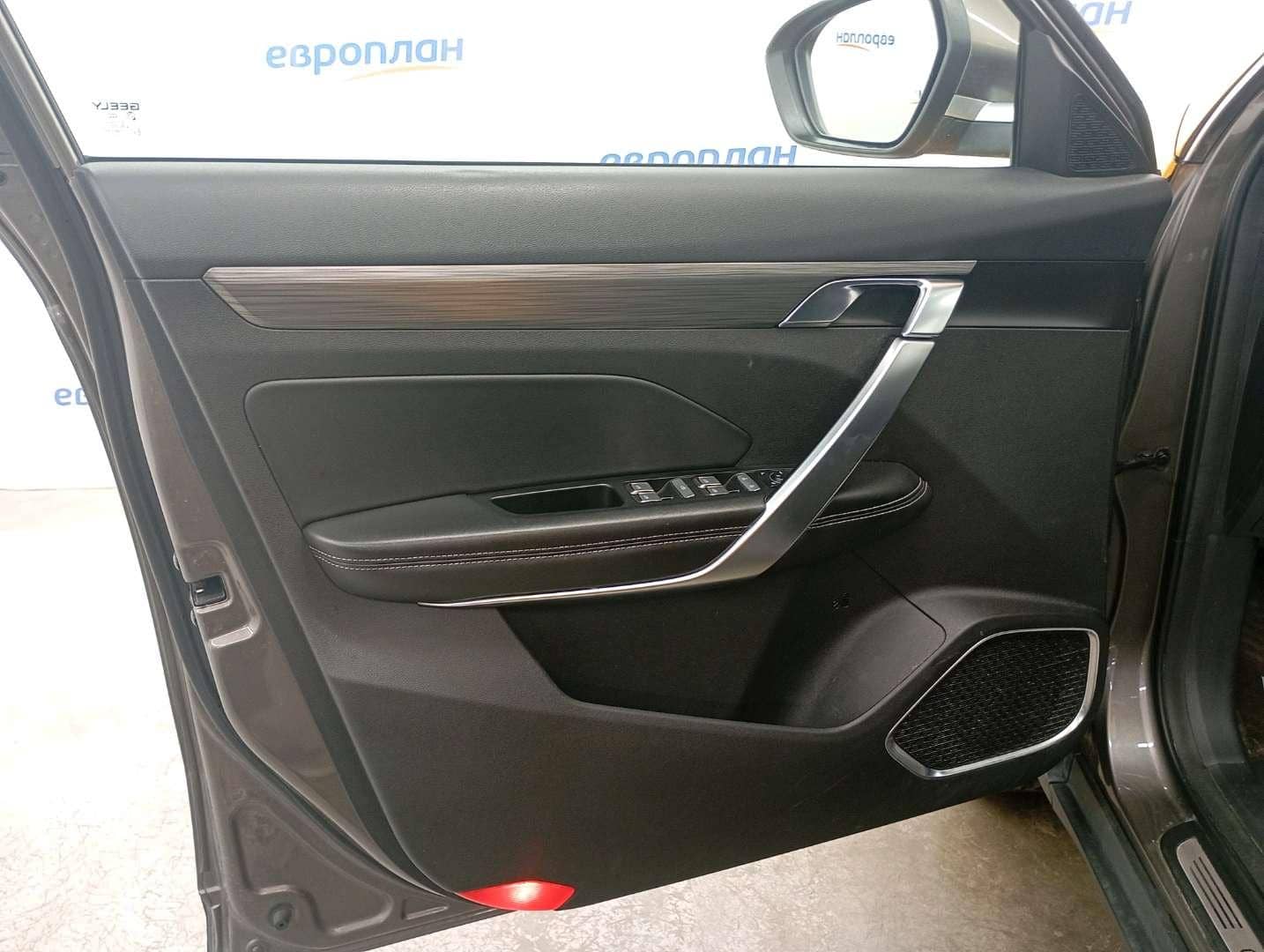 Geely Atlas Pro,  241 051 км, 2023 года в лизинг